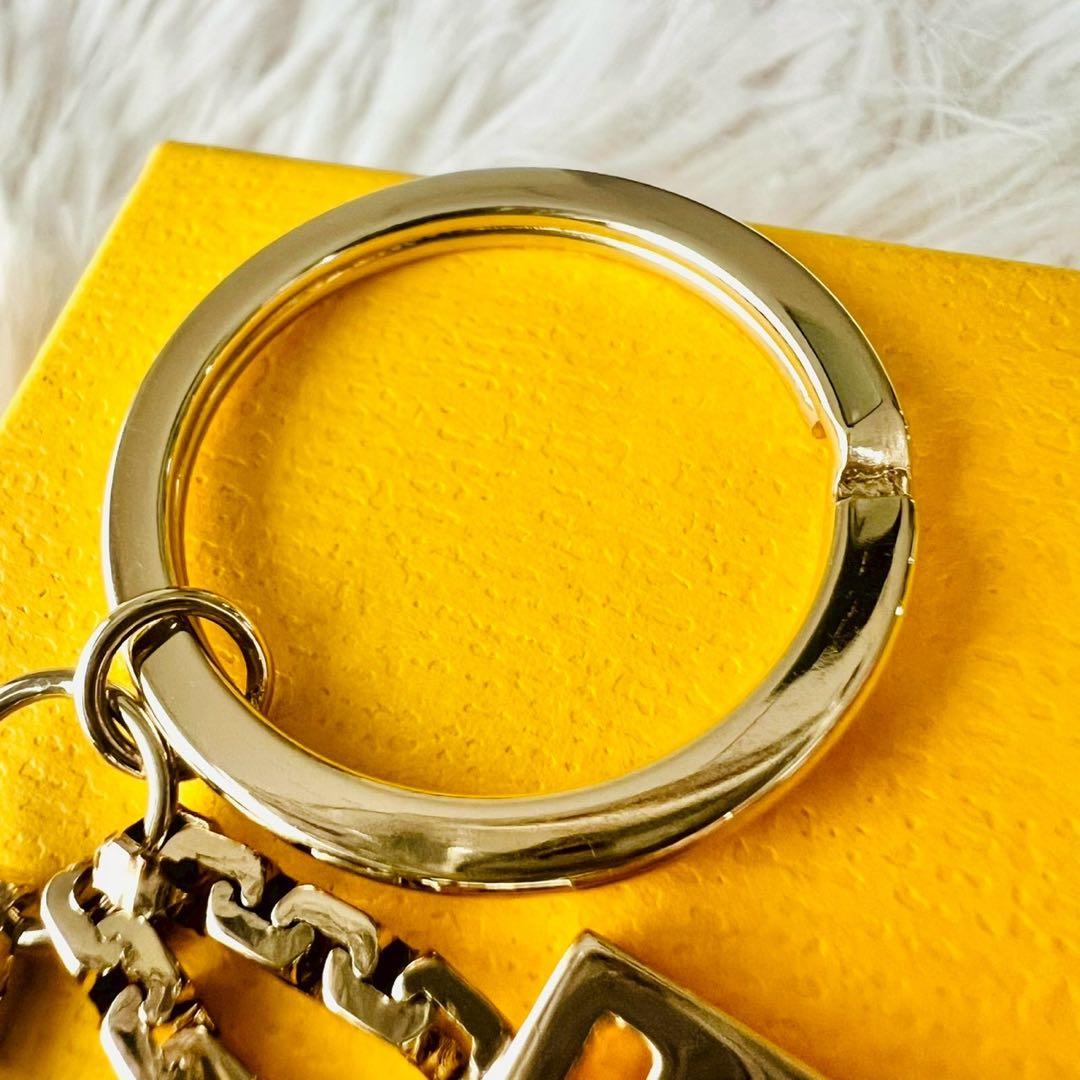 ✨美品✨フェンディ　キーホルダー　バッグチャーム　バゲット　FFロゴ　スクエア