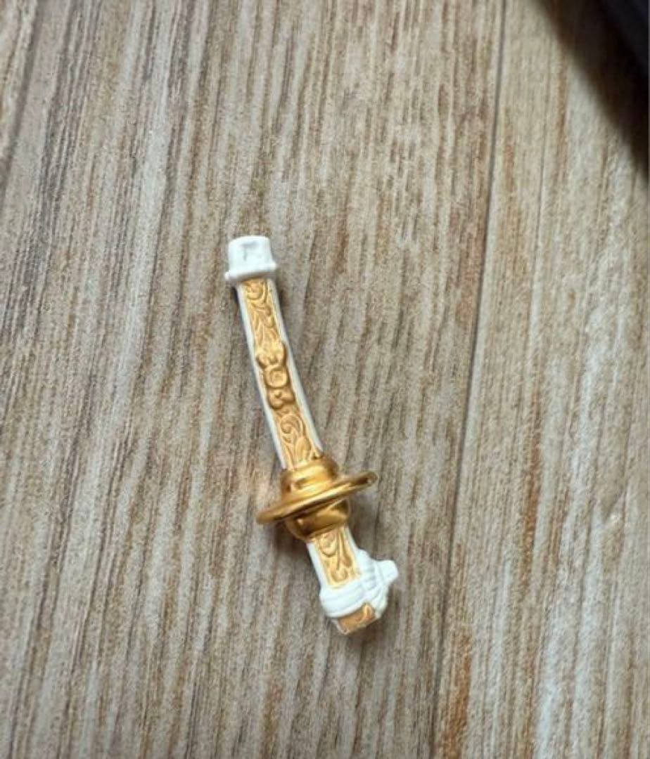 リヤドロ 若武者 60周年記念モデル 13045 フィギュリン　兜