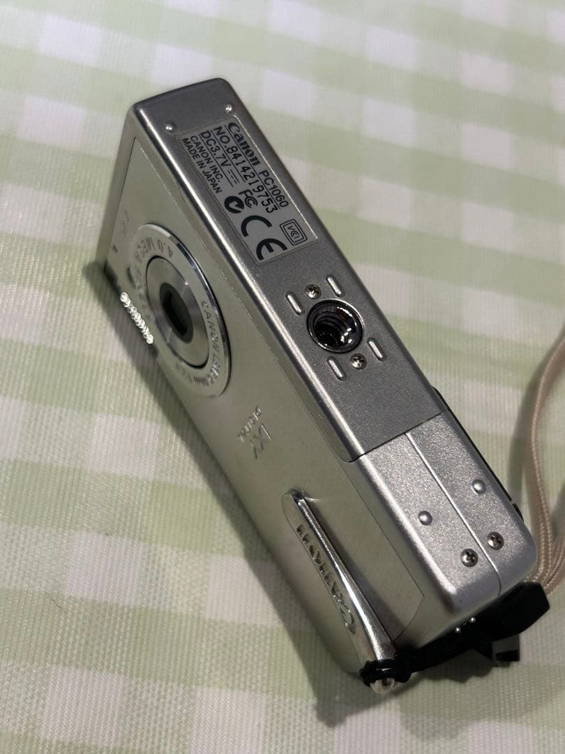 Canon IXY DIGITAL PC1060メガピクセル デジカメ