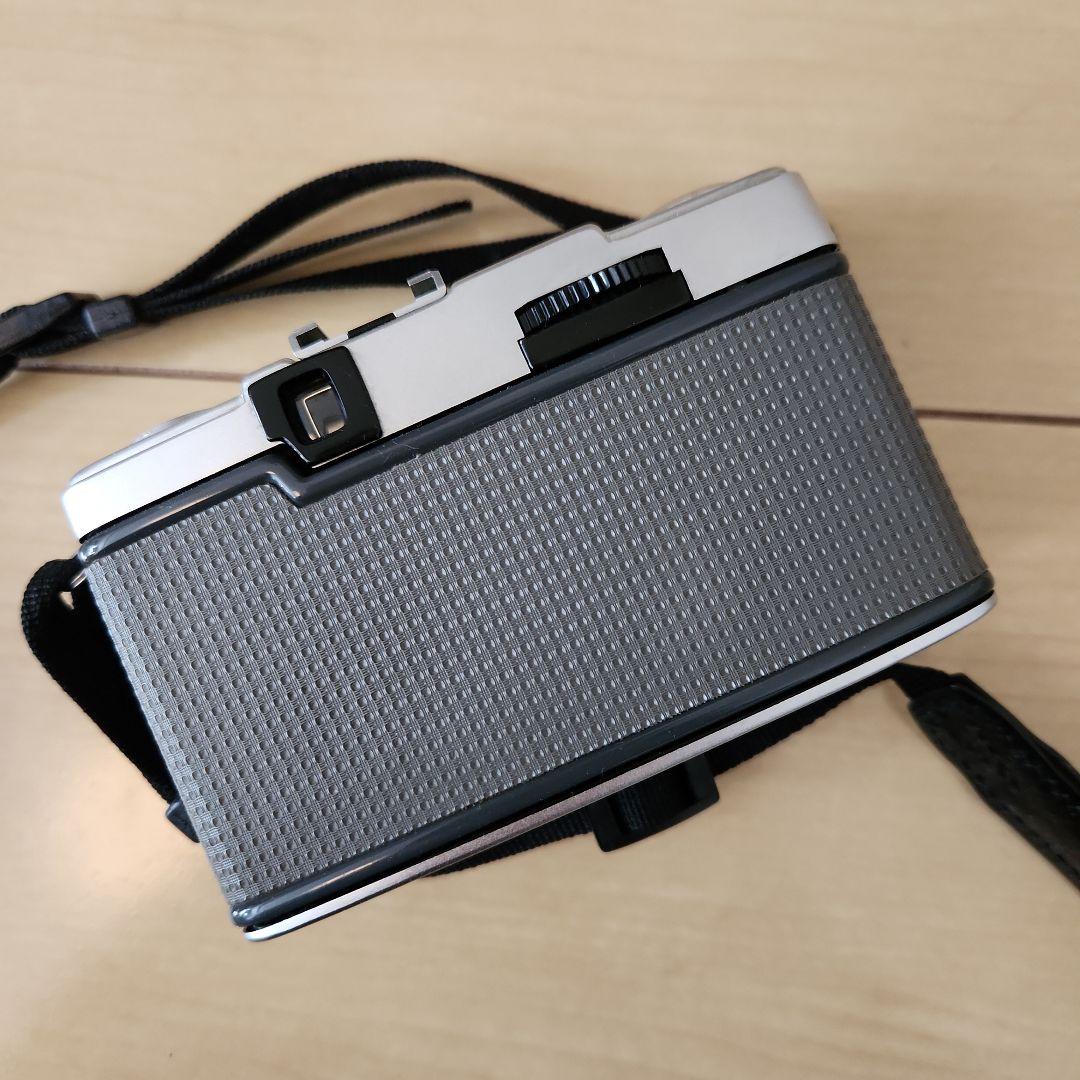 フィルムカメラ OLYMPUS PEN EE-2