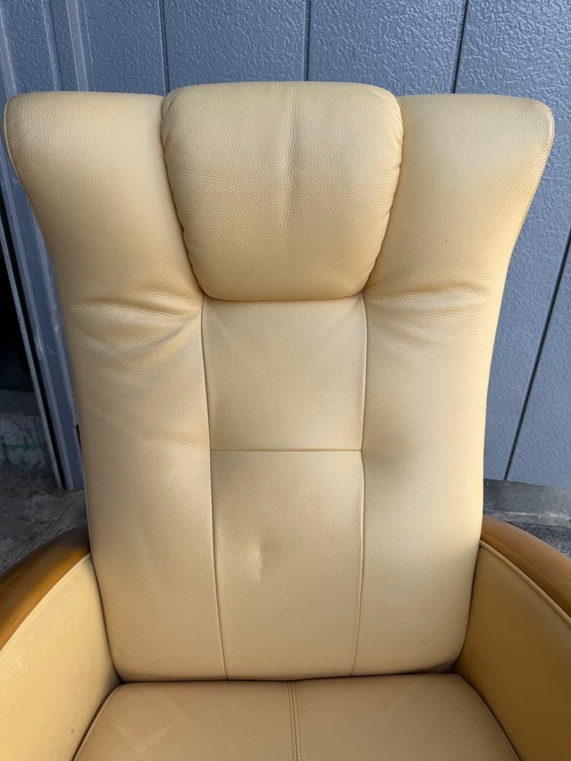 カリモク 本革 ラウンドリクライニングチェア オットマン スツールシングルソファ