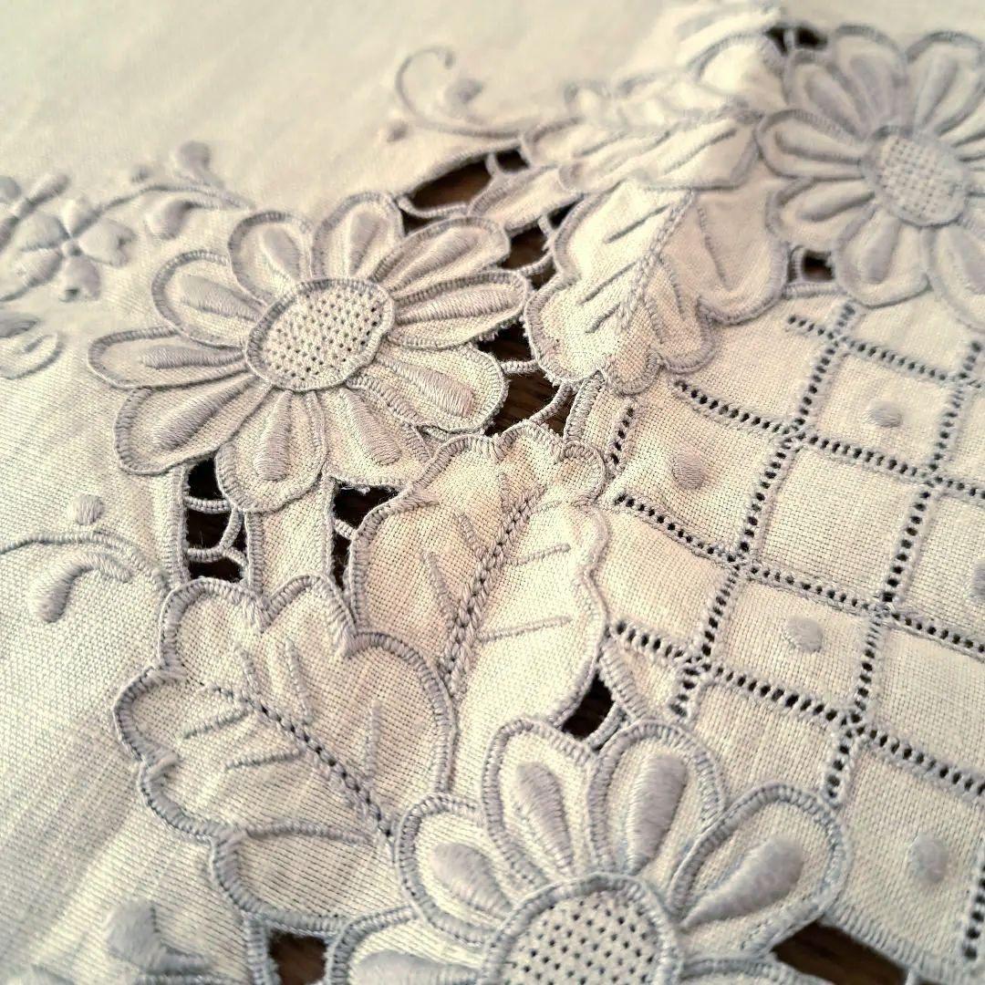 スワトウ 汕頭 刺繍　83×83 テーブルクロス　敷物