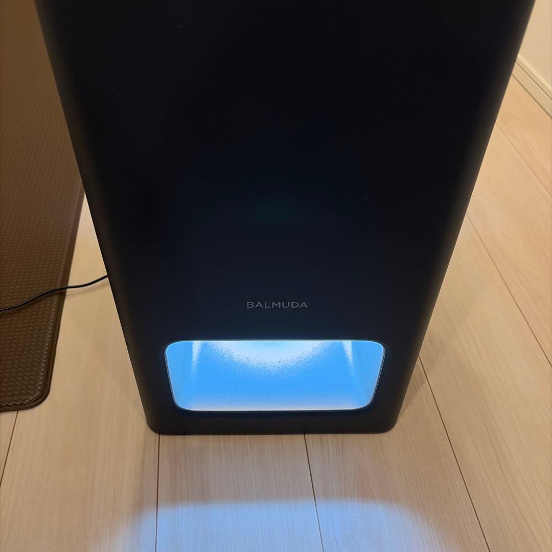 【美品】バルミューダ The Pure A01A-GR ダークグレー 空気清浄機