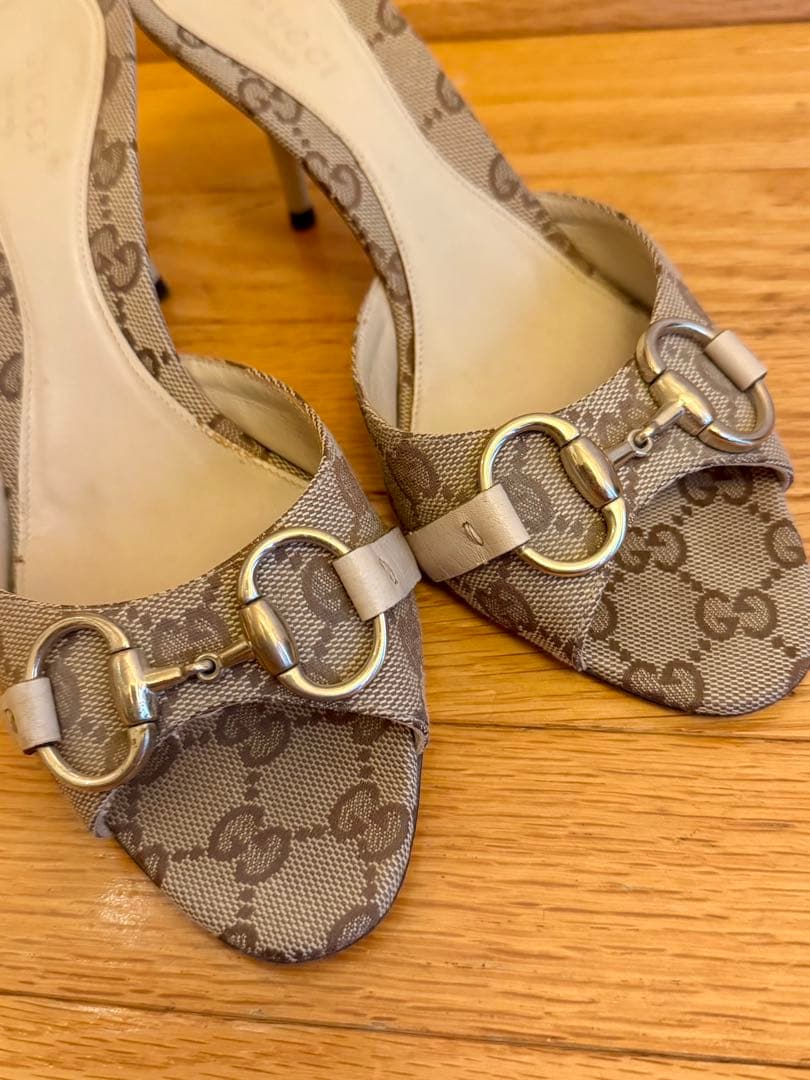 GUCCI サンダル ベージュ 5センチヒール