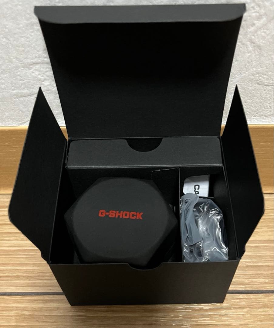 i*u様 G-SHOCK nano DWN-5600-1JR RingWatch