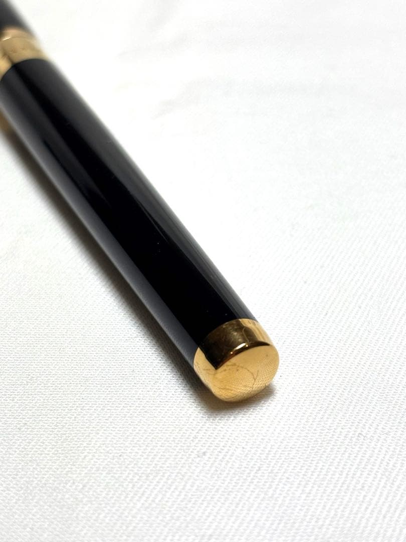 美品　エス・テー・デュポン　エリゼ　ブラックラッカー＆ゴールド ラインD 細字