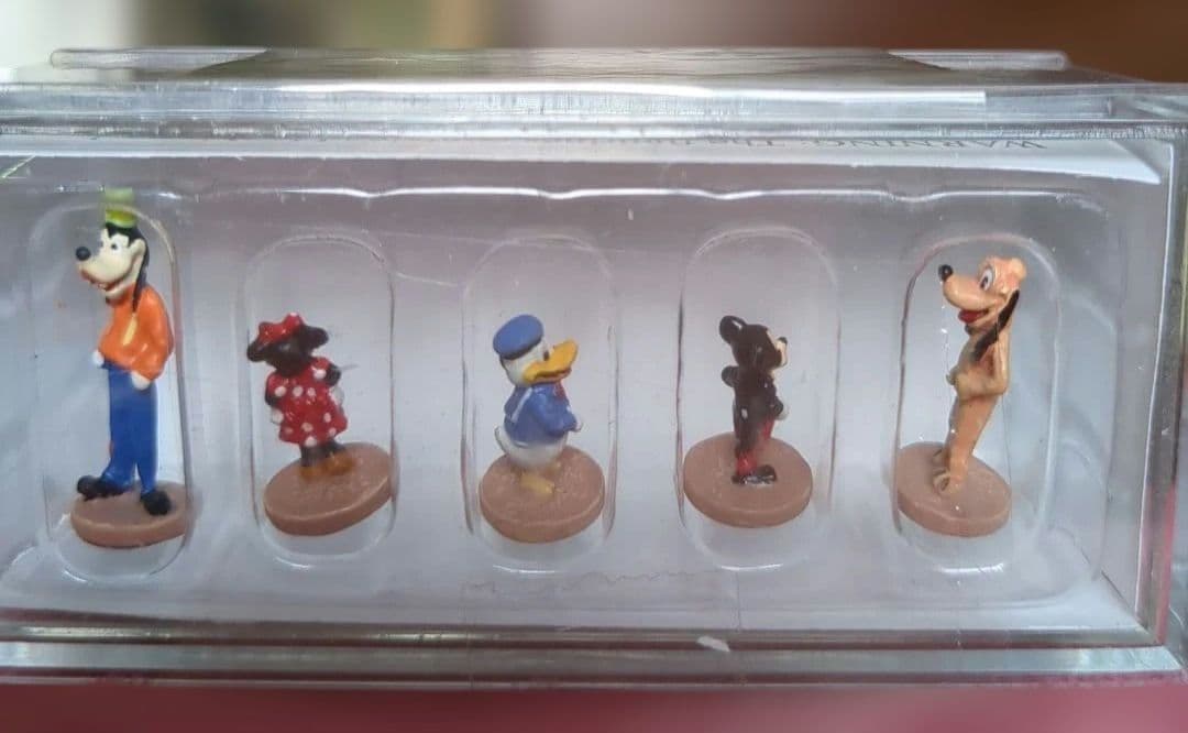 オルショウスキー製フィギュア　Fab Five Character Pack