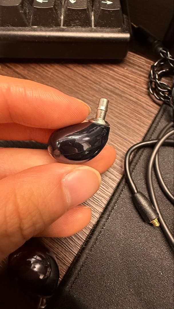 Shure SE846 有線イヤホン ケーブル付き