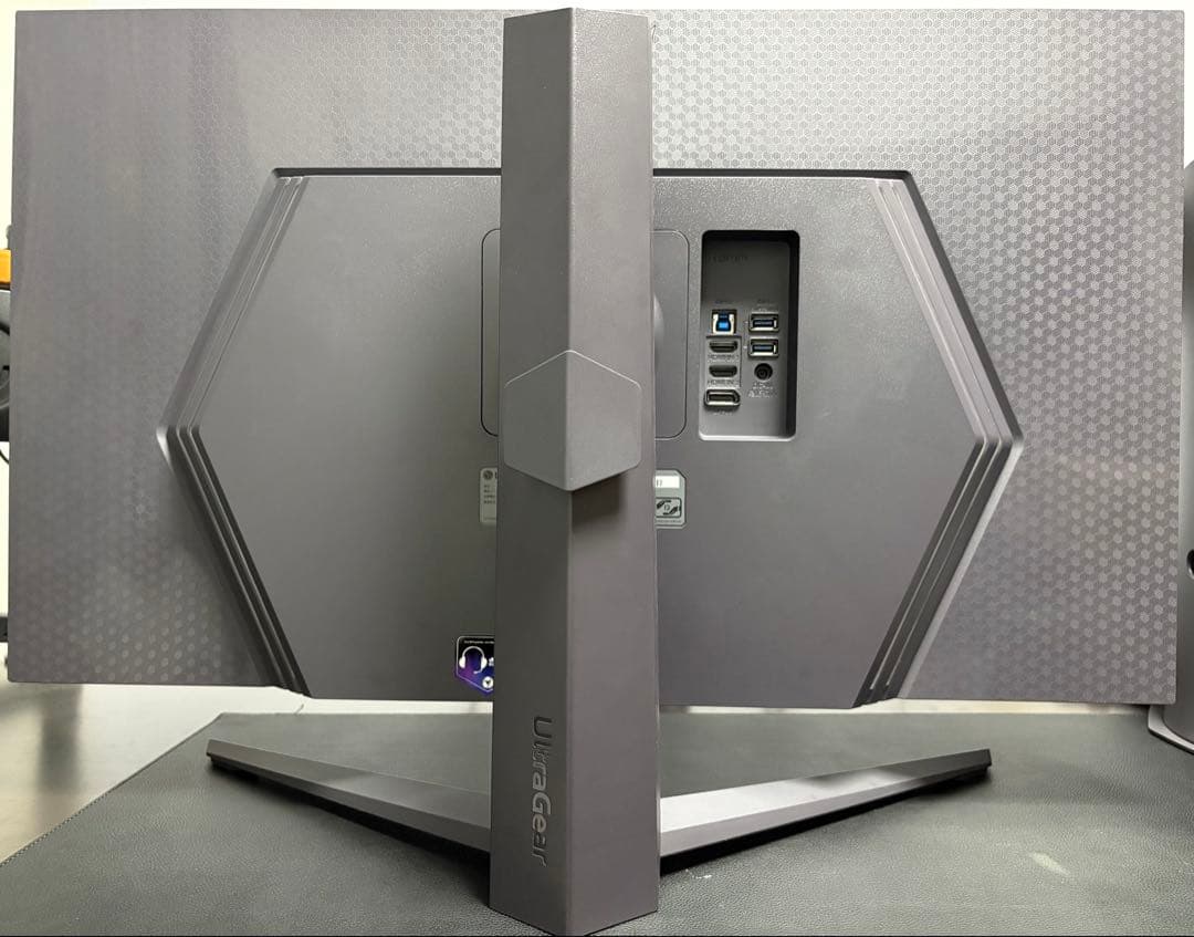 LG UltraGear 32GQ950-B（4k144hz）