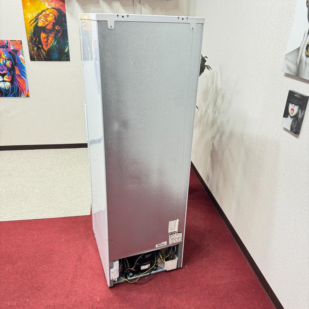 都内23区配送無料ツインバード冷蔵庫2018年製　真ん中のドア冷蔵、冷凍切替可能