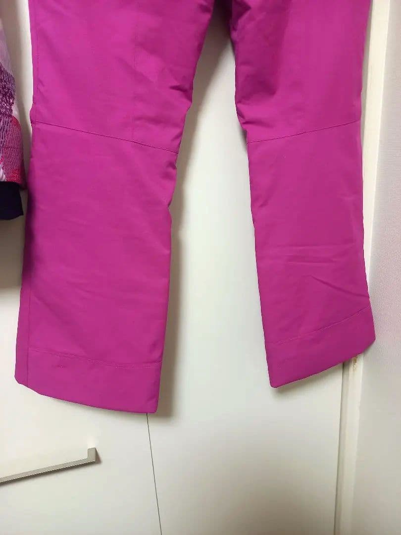 美品　ONYONE レディーススキーウェア　Sサイズ