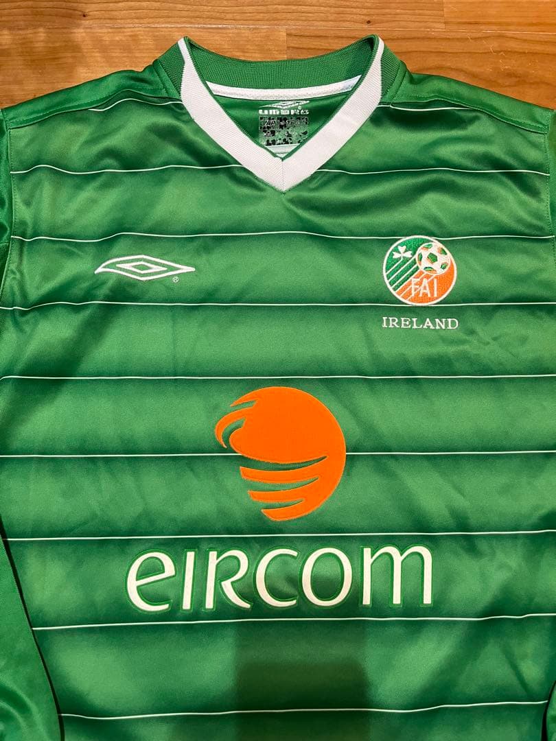 サッカー　アイルランド代表　長袖ユニフォーム　アンブロ　Mサイズ
