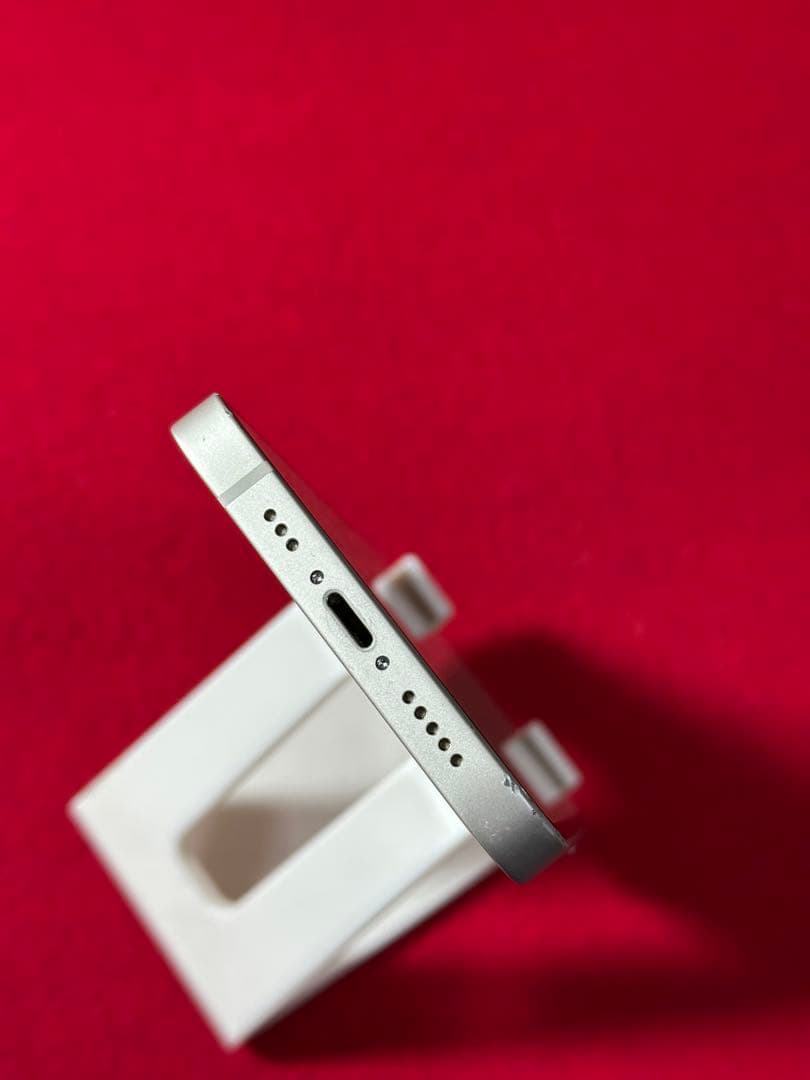 【5778】iPhone 13スターライト 128GB simフリー