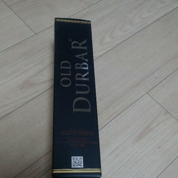 ネパールの一番有名なウィスキーです。コーラと一番会います。