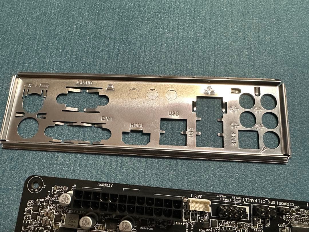 ASRock J4125-ITX マザーボード + DDR4 8GBメモリ