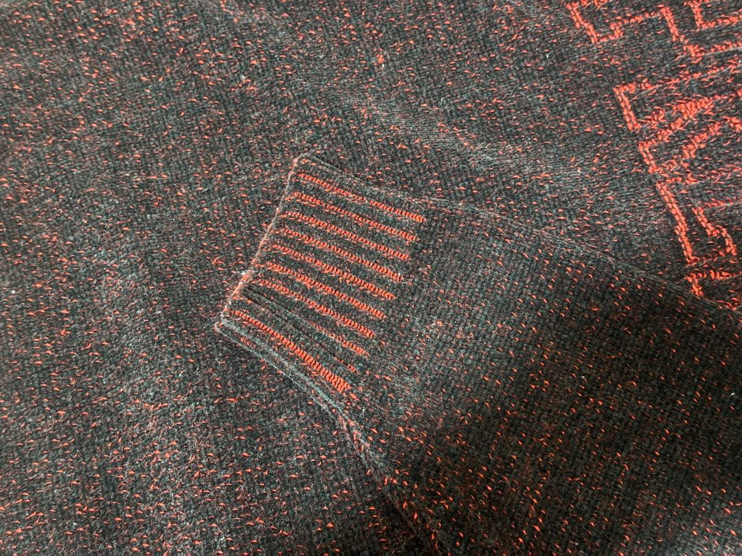 supreme コントラスト アークセーター