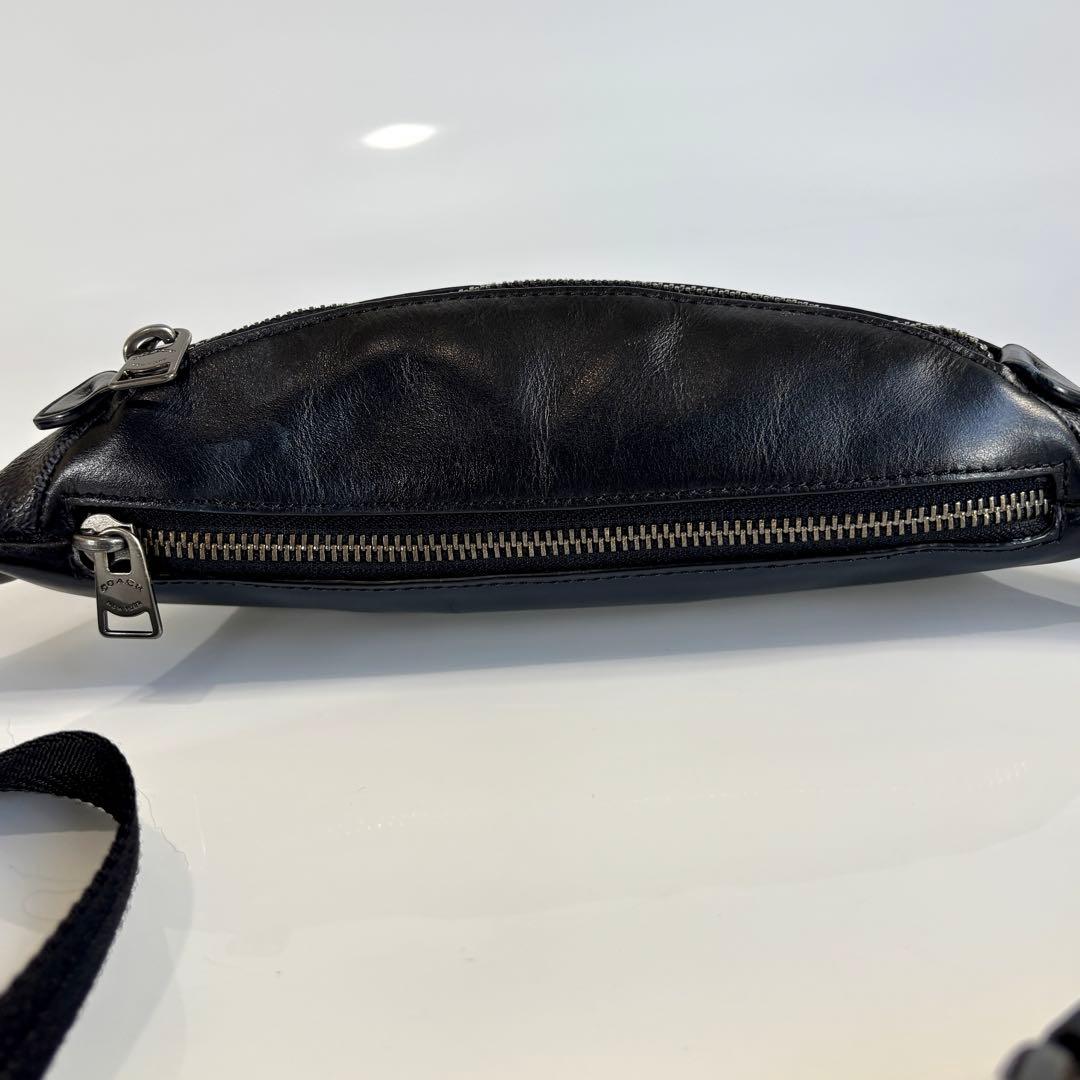 美品 COACH コーチ シグネチャー レザー ボディバッグ ウエストバッグ