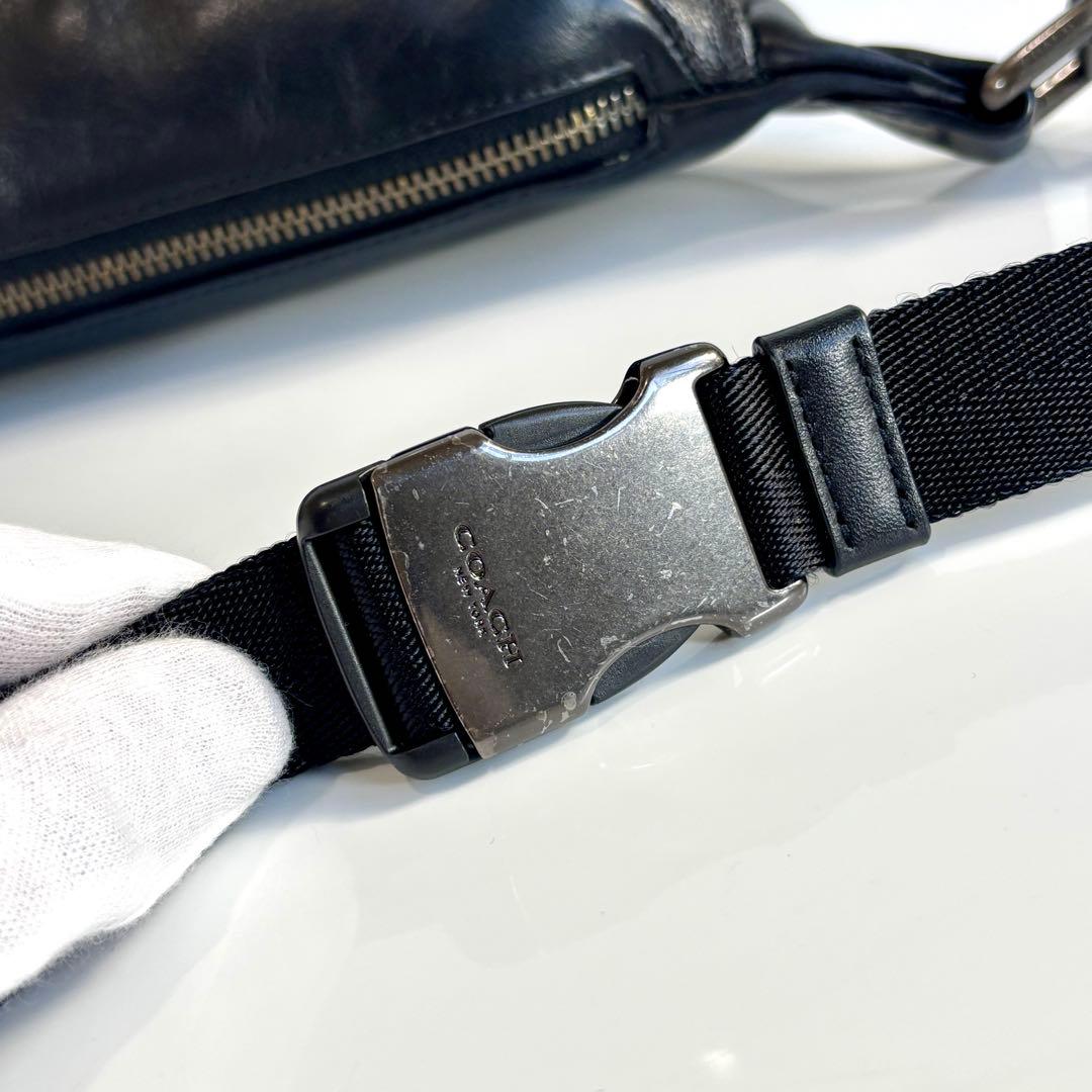 美品 COACH コーチ シグネチャー レザー ボディバッグ ウエストバッグ