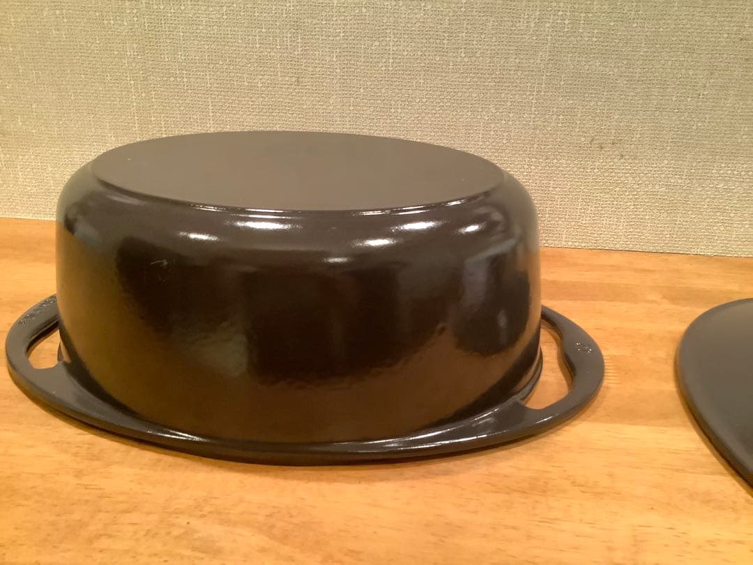 ルクルーゼ センセーションシリーズ 鋳鉄鍋 オーバルココット　27cm ショコラ