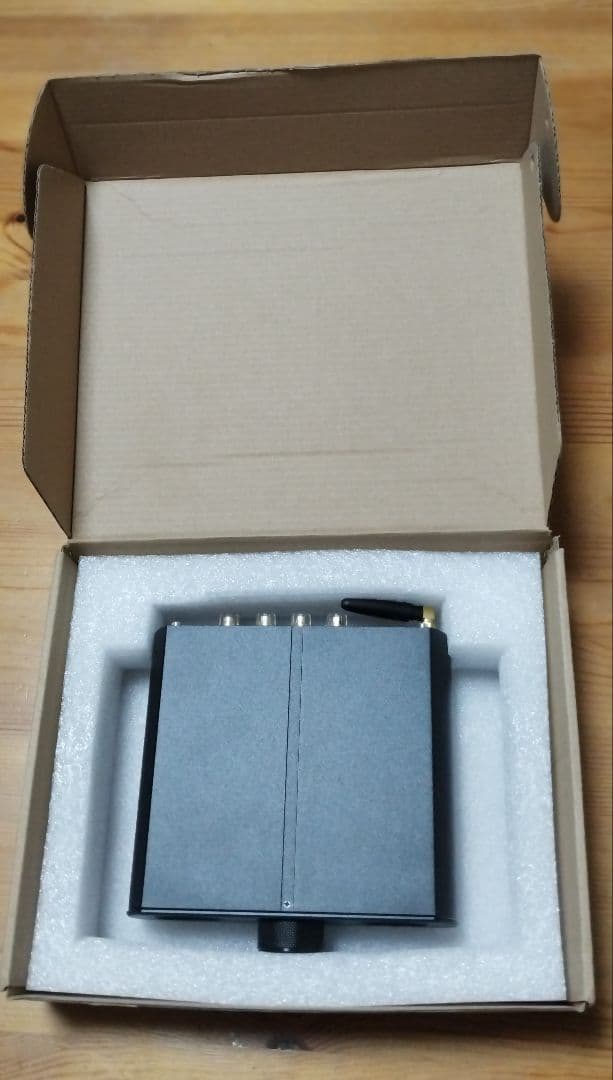 パワーアンプ ブラック