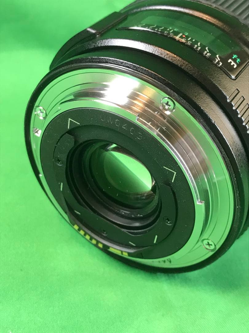 Canon EF14mm F2.8L Ⅱ USM ケース、レンズキャップ付。