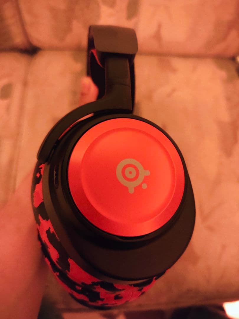 SteelSeries Nova Pro Wirelessゲーミングヘッドセット