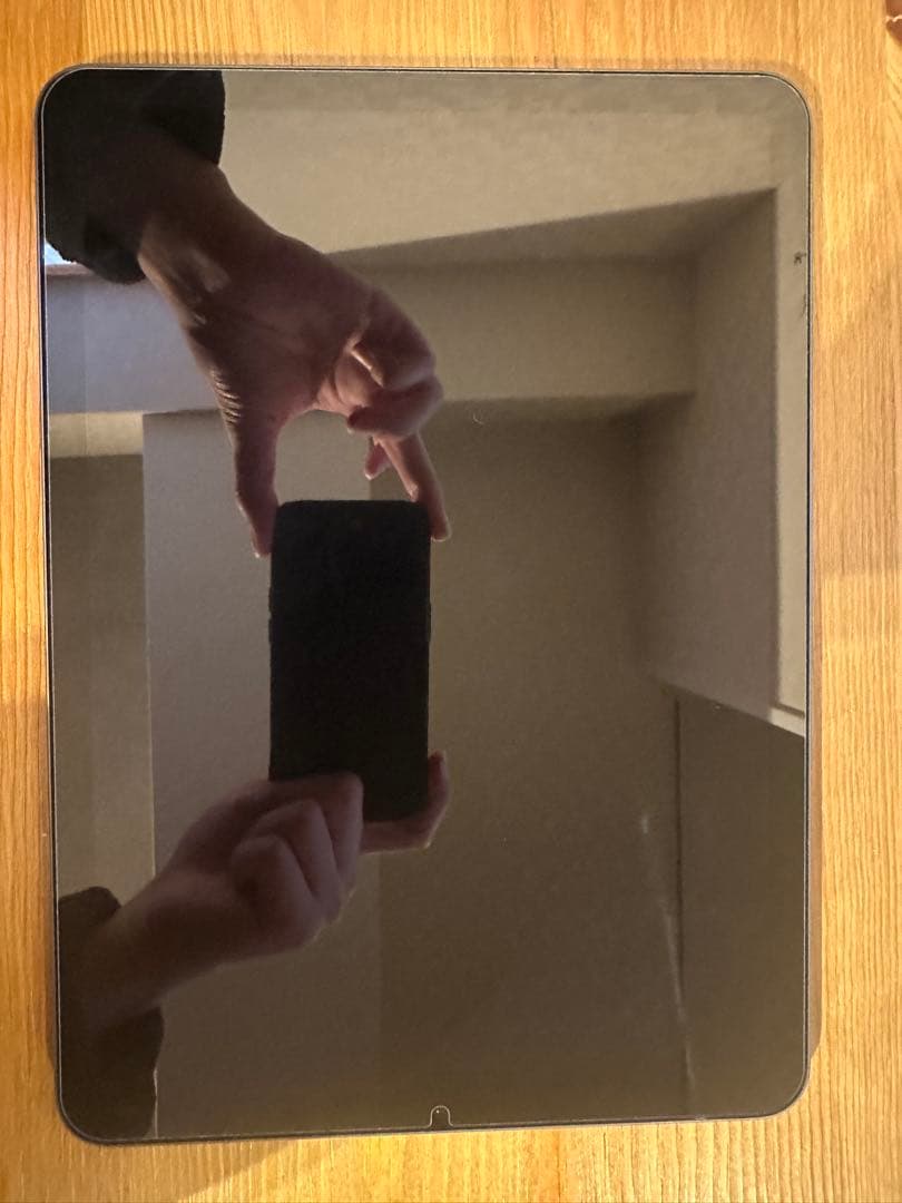 Apple iPad Air (第5世代) 256GB スペースグレー