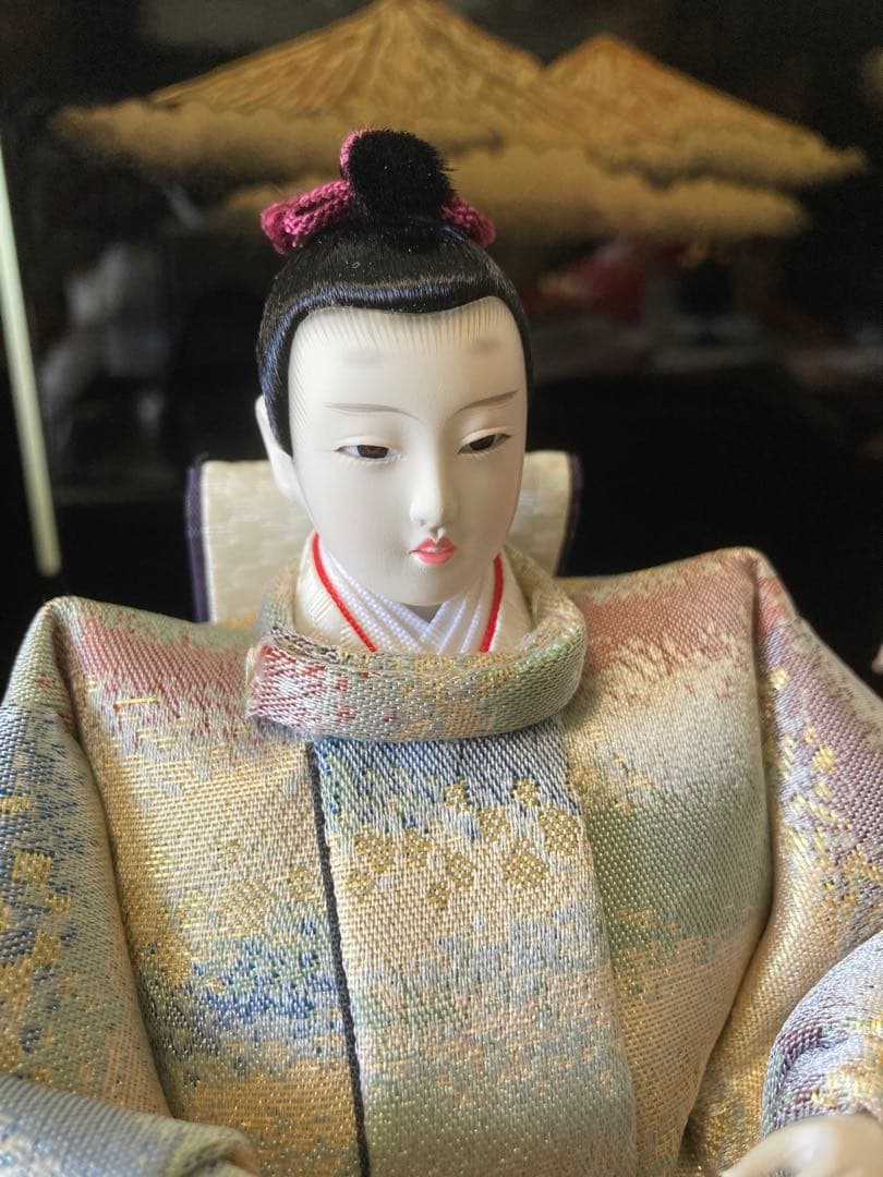 おまけタペストリー付◆雛人形◆お雛様 【親王飾り】 落ち着いた漆塗りの台座