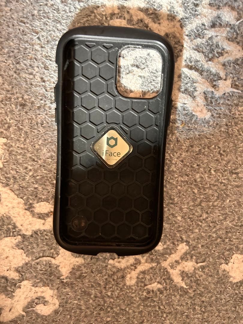 iPhone 12 128GB バッテリー82%