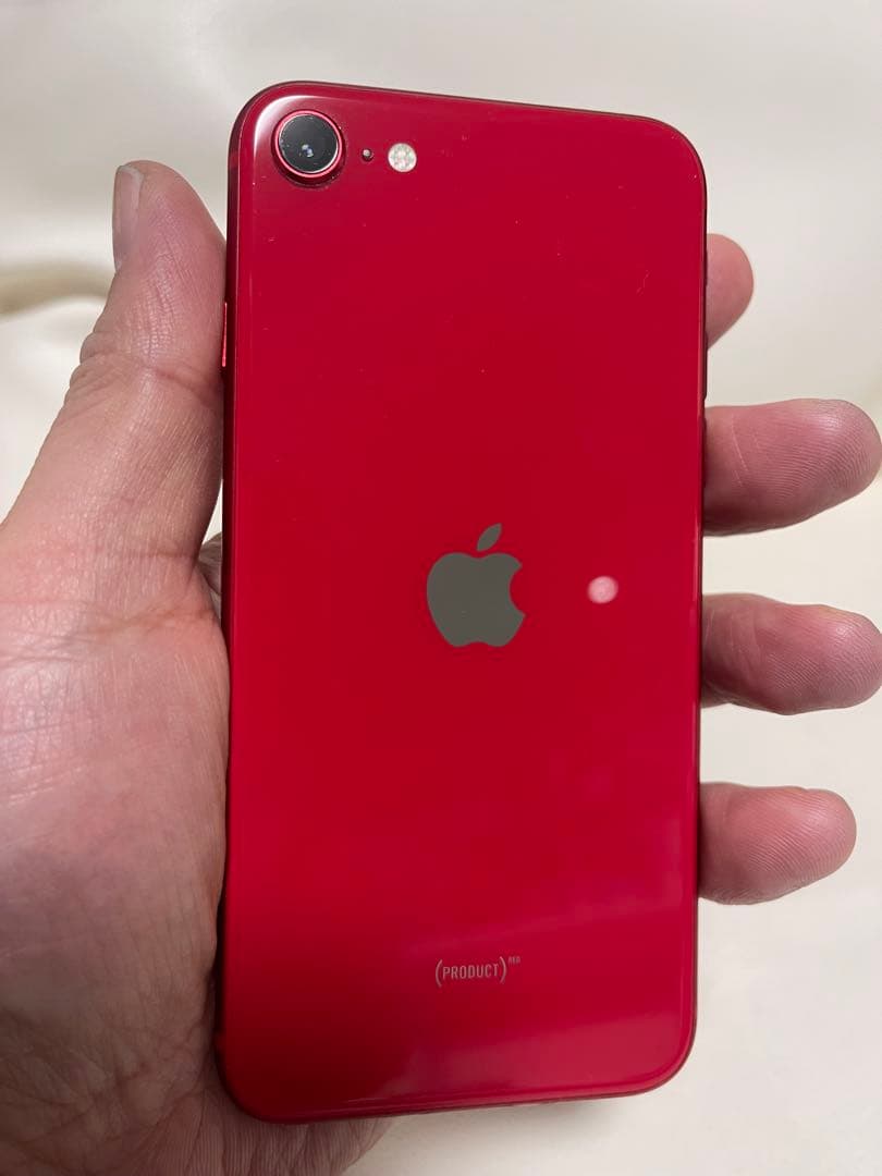 iPhone SE 第二世代 64GB 美品 バッテリー容量100%