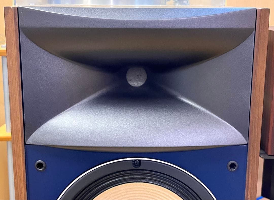 【送料無料】JBL4306 ブックシェルフ型モニタースピーカー