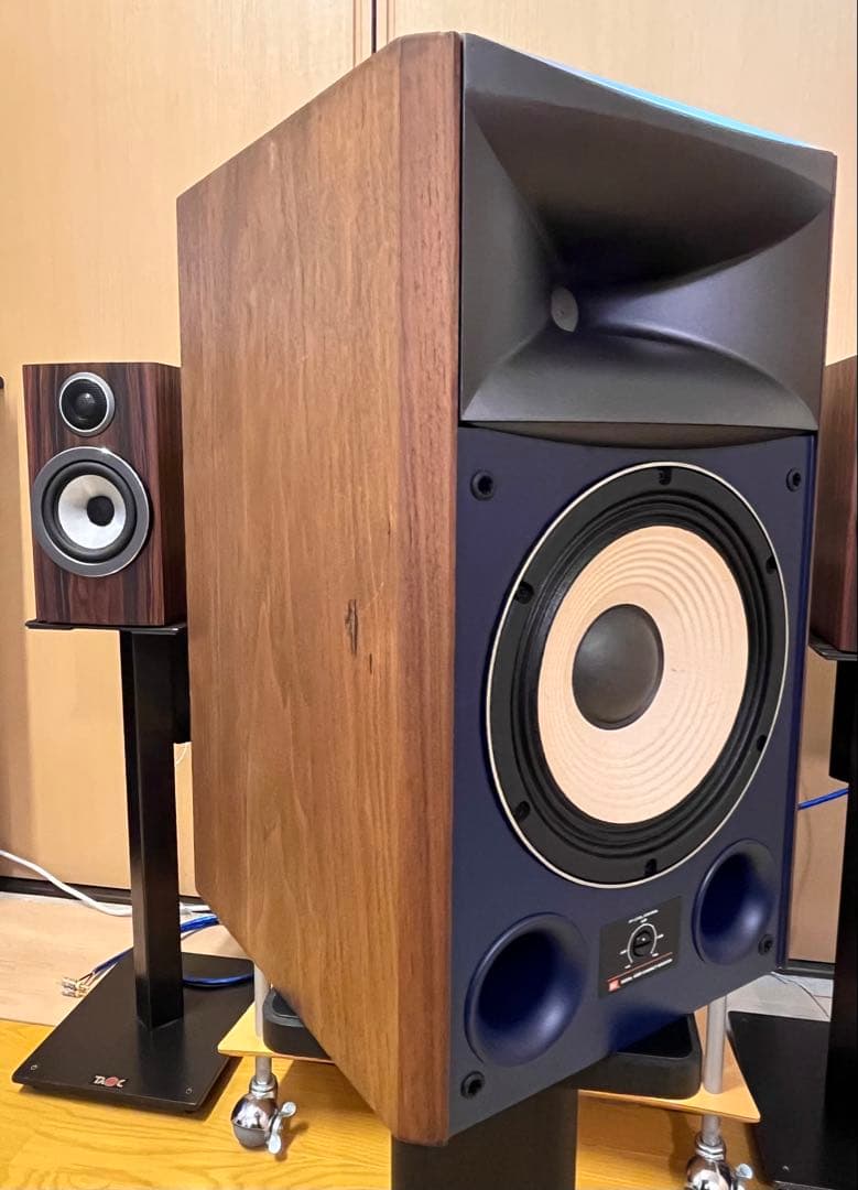 【送料無料】JBL4306 ブックシェルフ型モニタースピーカー