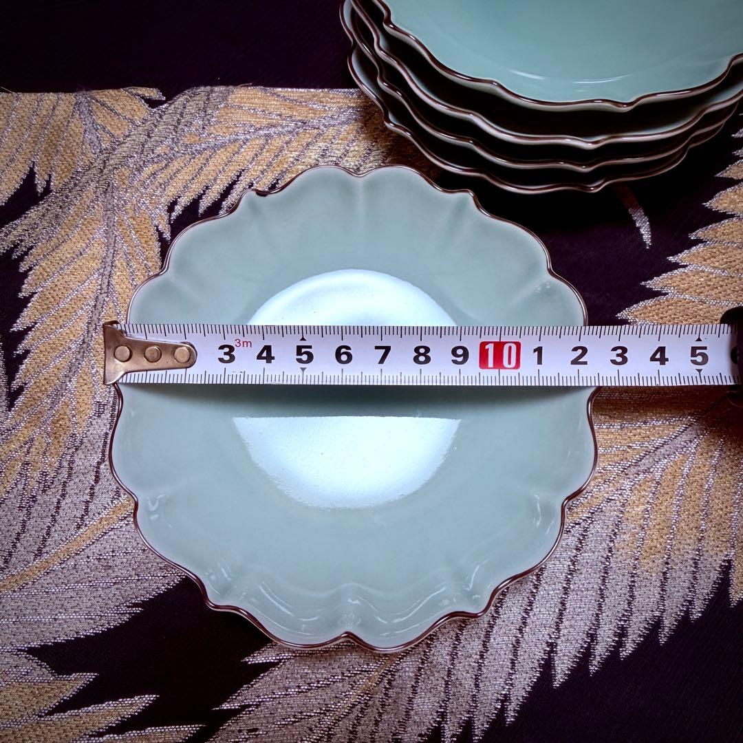 有田焼　深川製磁　「百年庵」　笹青磁　菊中割　小皿　 5客