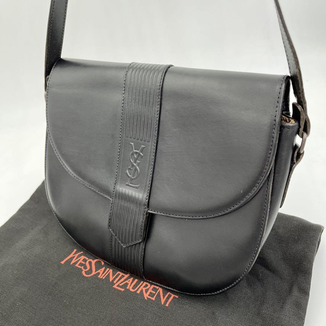 イヴサンローラン ショルダーバッグ 斜めがけ カサンドラ YSLロゴ 黒 レザー