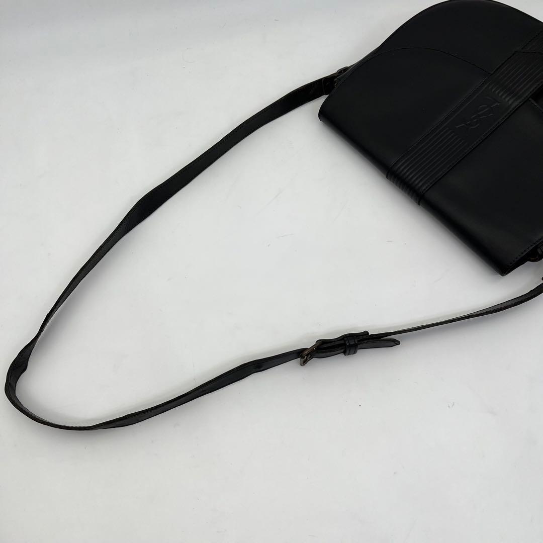 イヴサンローラン ショルダーバッグ 斜めがけ カサンドラ YSLロゴ 黒 レザー