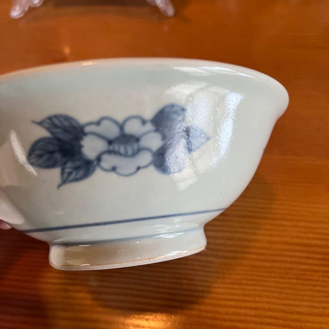 有田焼　六代走波　染錦 椿花文鉢