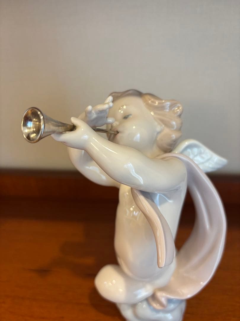 『絶版品』　リヤドロ　天使　天使像　専用箱付き　クリスマス　バレンタイン