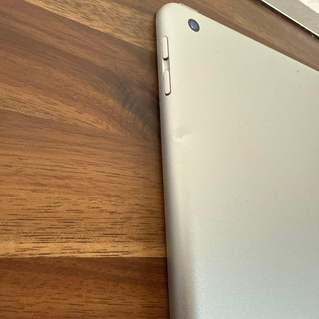 Apple iPad　第5世代　32G　 9.7インチ