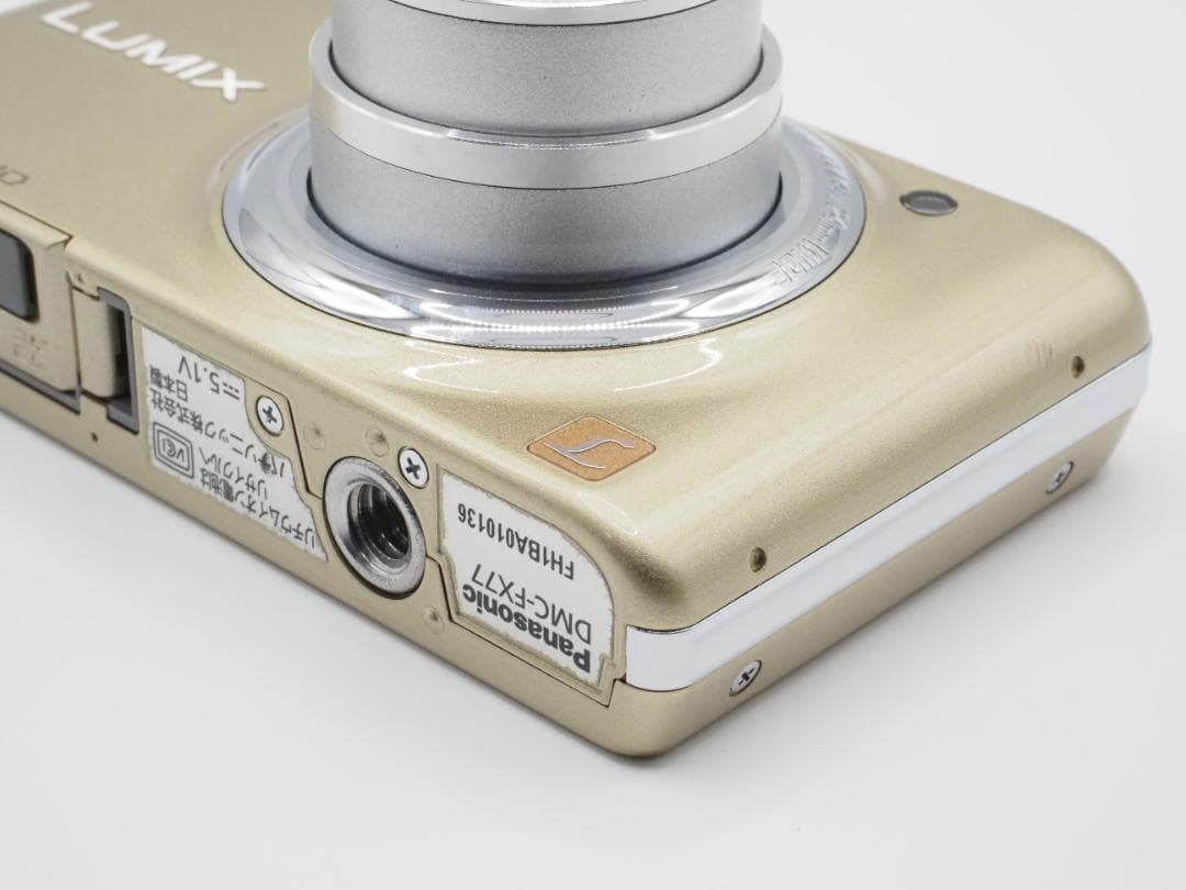 ■良品■ パナソニック LUMIX DMC-FX77 （ゴールド）♯0556