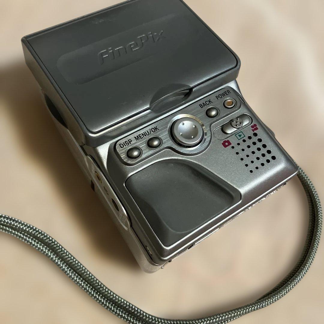 希少　富士フイルムFinePix コンパクトデジタルカメラ　M603