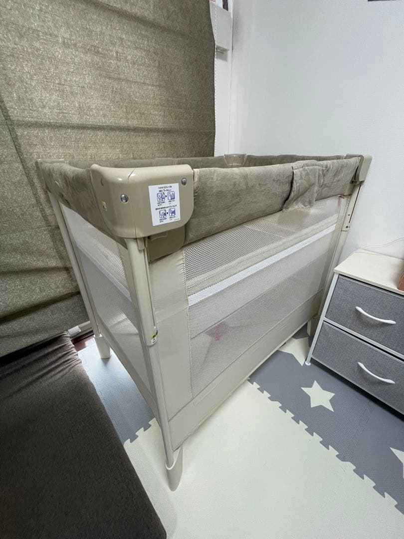 アップリカ　ココネルエアープラス　ベビーベッド　10mois ディモワ　マット