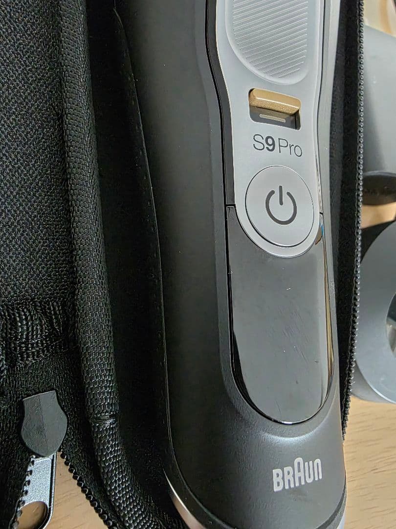 BRAUN シリーズ　S9Pro ひげ剃り　メンズシェーバー