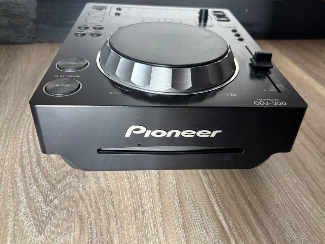 Pioneer CDJ-350 ①