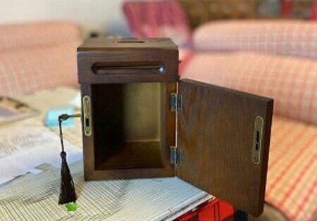 貯金箱 木の実のモチーフ 鍵付き 木製 レトロ ナチュラル雑貨 (どんぐり)6