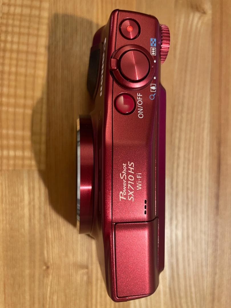 ☆新品同様　使用数回☆　Canon PowerShot SX710HS