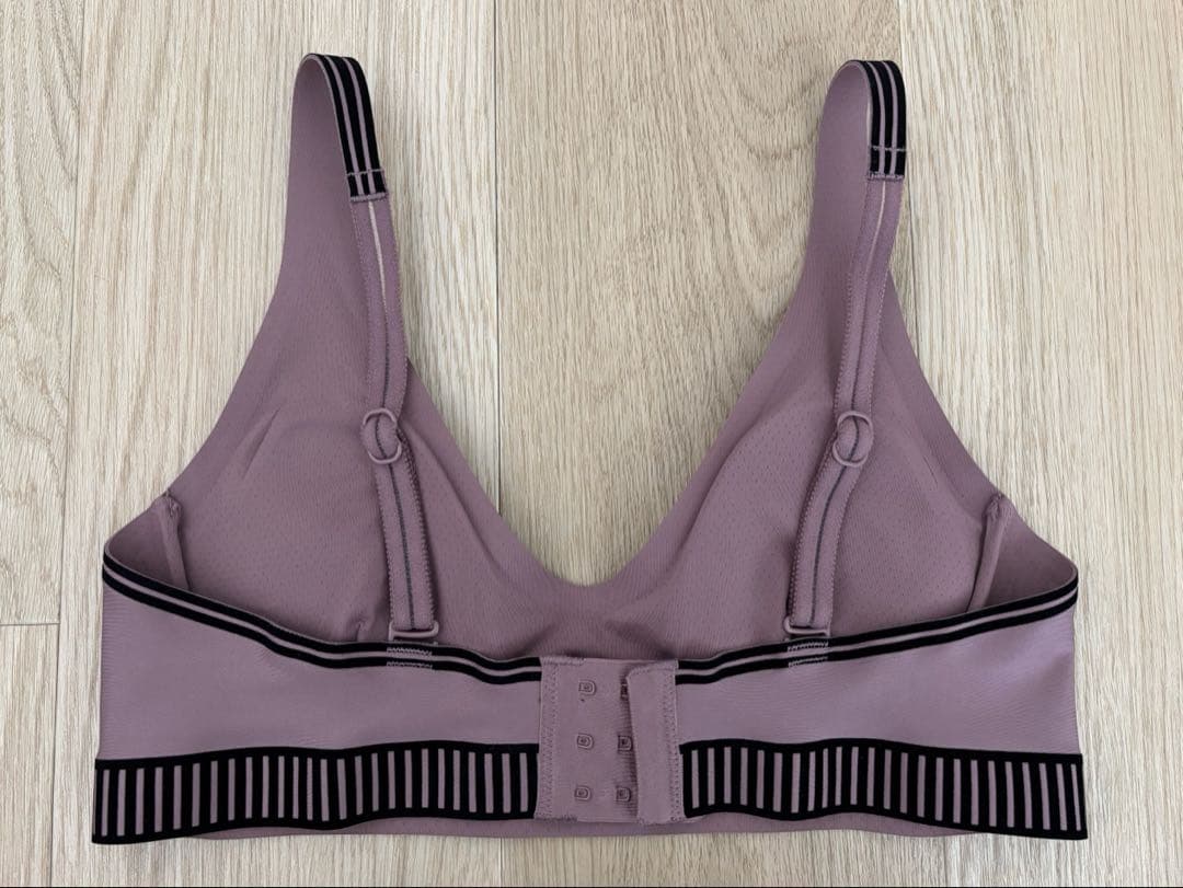 Alo Yoga セットアップ ピンク XS Airlift Line Up