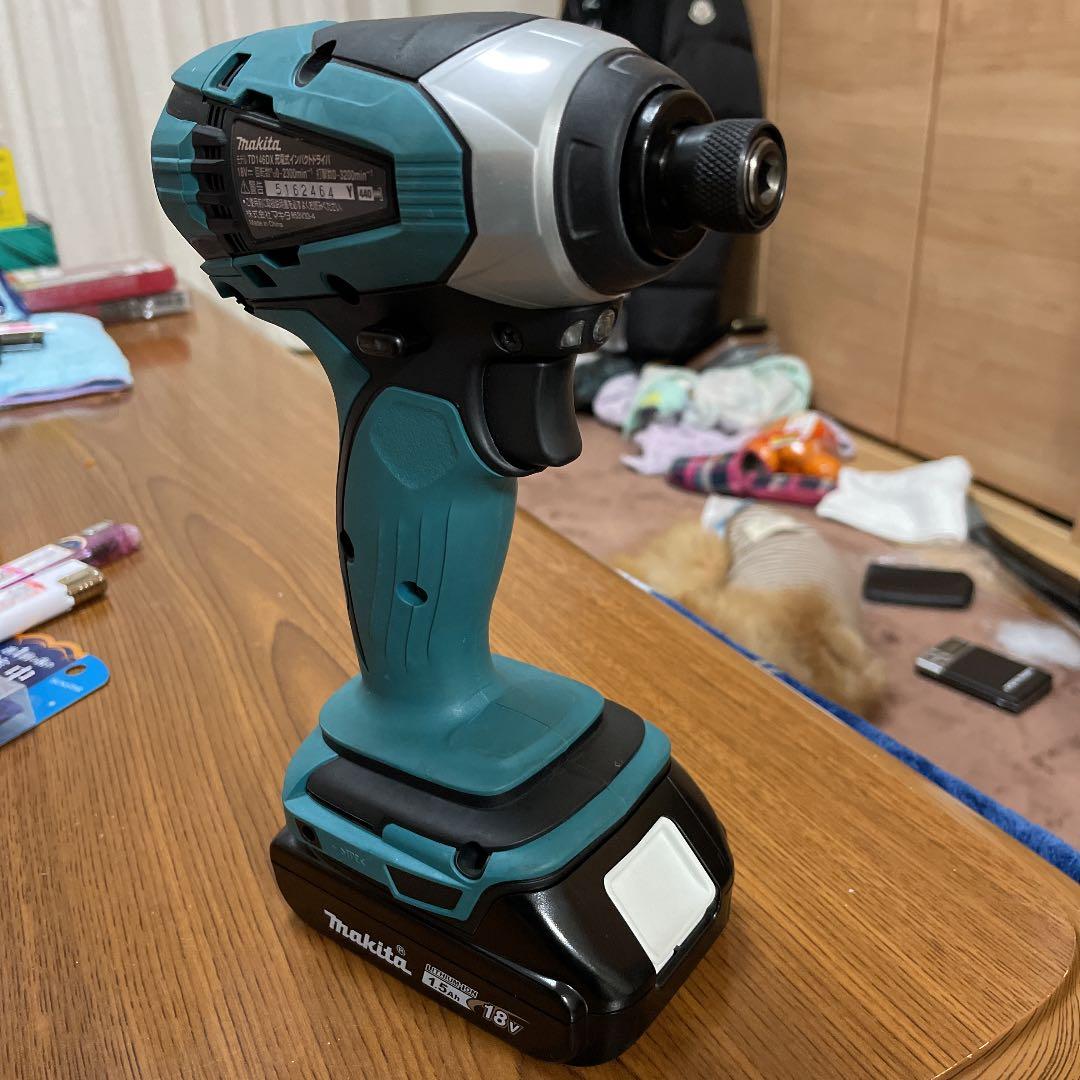 本体とバッテリーのみ