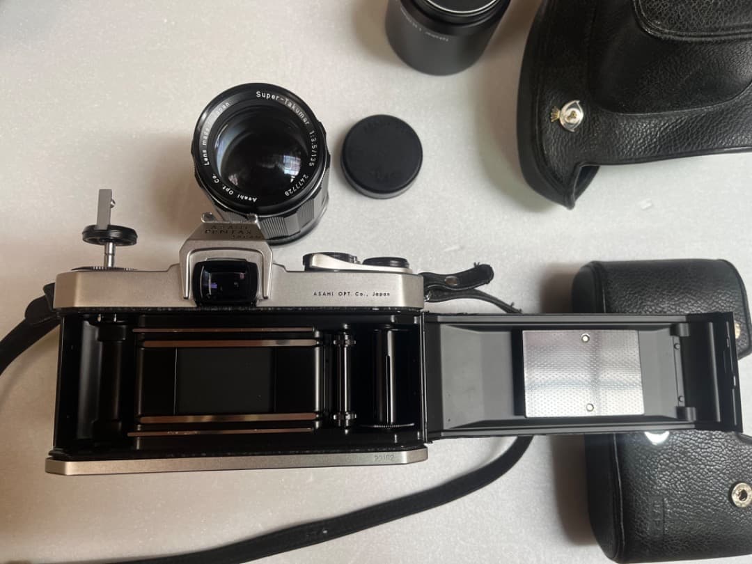 ASAHI PENTAX SPOTMATIC SP フィルムカメラ　レンズ付き