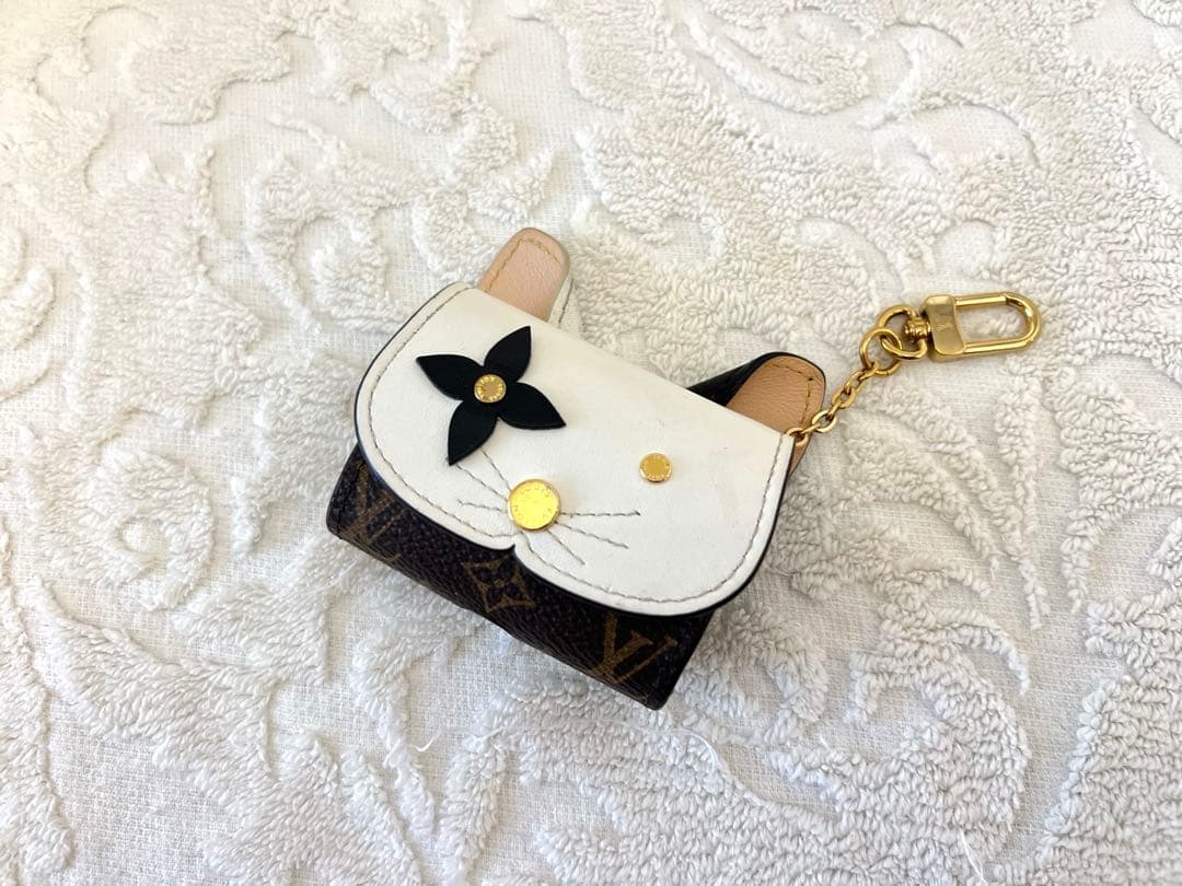 LOUIS VUITTON 猫　AirPods Pro ケース　エテュイ　レア