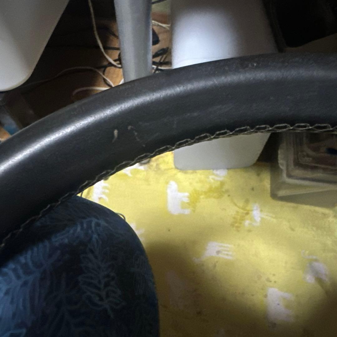 italvolanti ステアリング　4スポーク メイドインイタリー　　送料無料